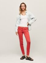 estudio rojo pantalones pitillo clásicos Pepe Jeans 06X4315 mujer