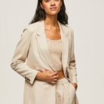 fuerte blazer liso con hombreras Pepe Jeans 06X4134 mujer