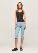 mezclilla shorts de mezclilla 3/4 de corte estándar Pepe Jeans 06X4520 mujer